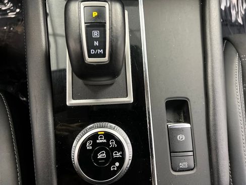 Used 2024 Mitsubishi Outlander SE image 54