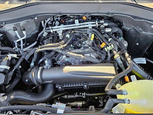 New 2026 Ford Explorer Active RWD image 17