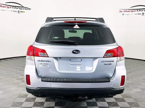 Used 2012 Subaru Outback 3.6R Limited image 7