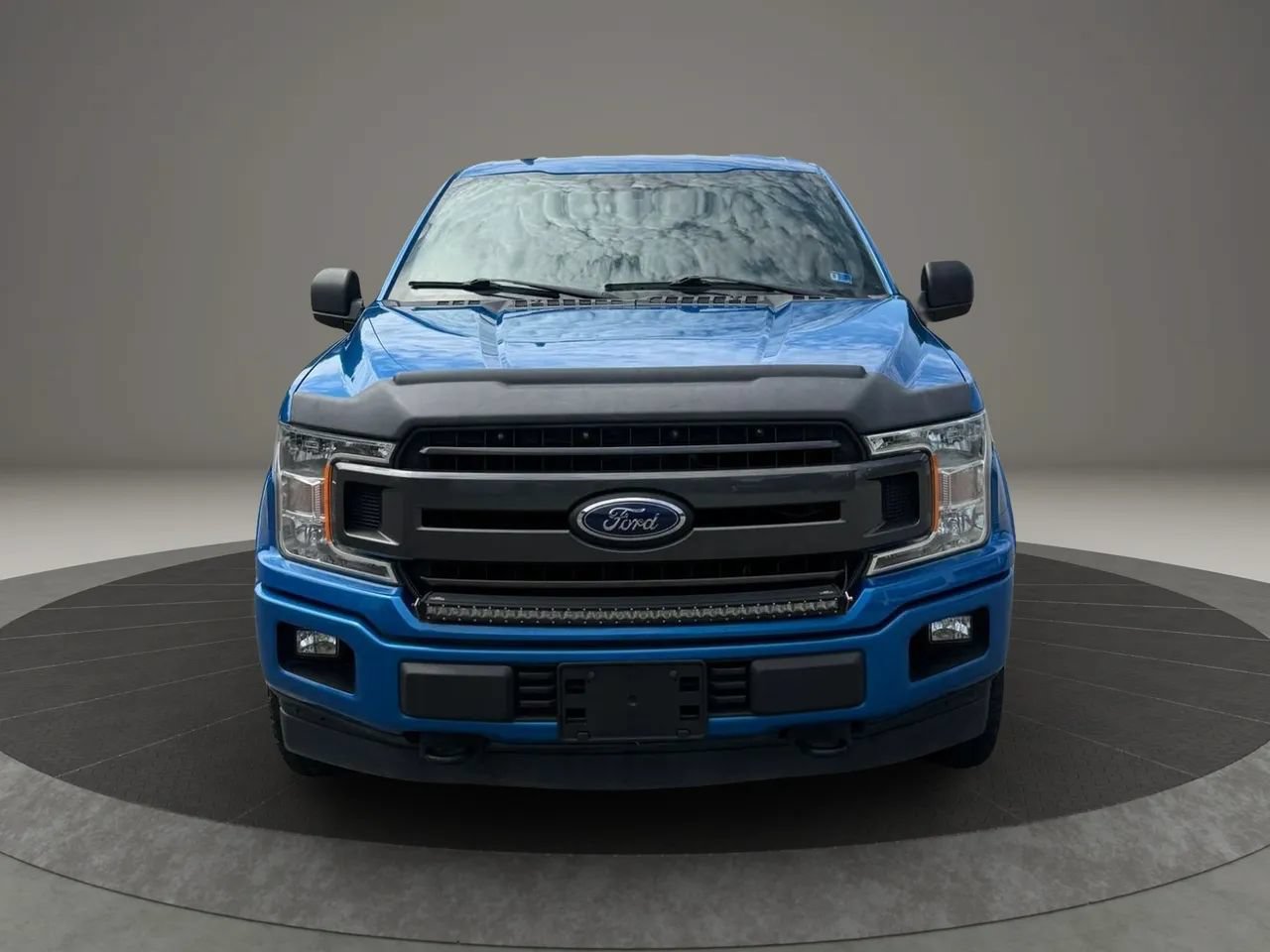 Used 2019 Ford F150 XLT w/ Equipment Group 302A Luxury AWD/4WD image 9