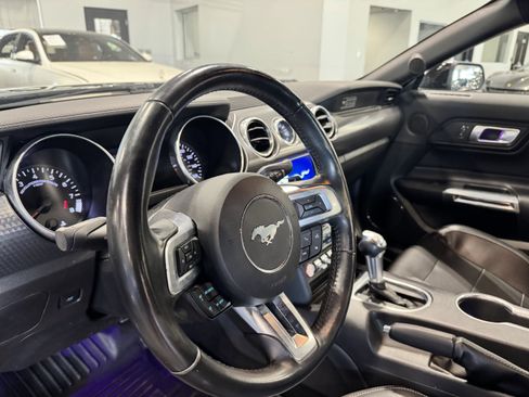 Used 2020 Ford Mustang GT Premium w/ GT Performance Package RWD image 25