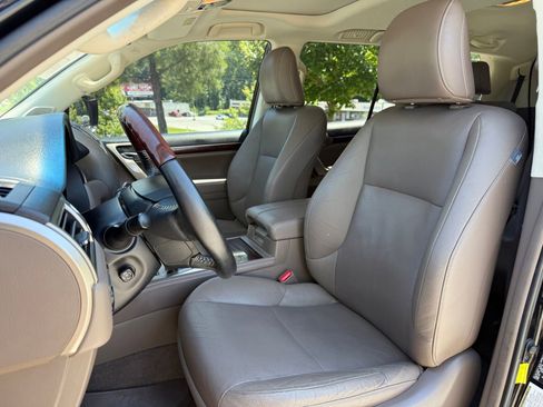 Used 2018 Lexus GX 460 Premium AWD/4WD image 37