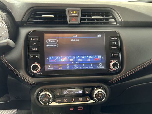 Used 2025 Nissan Versa SR image 25