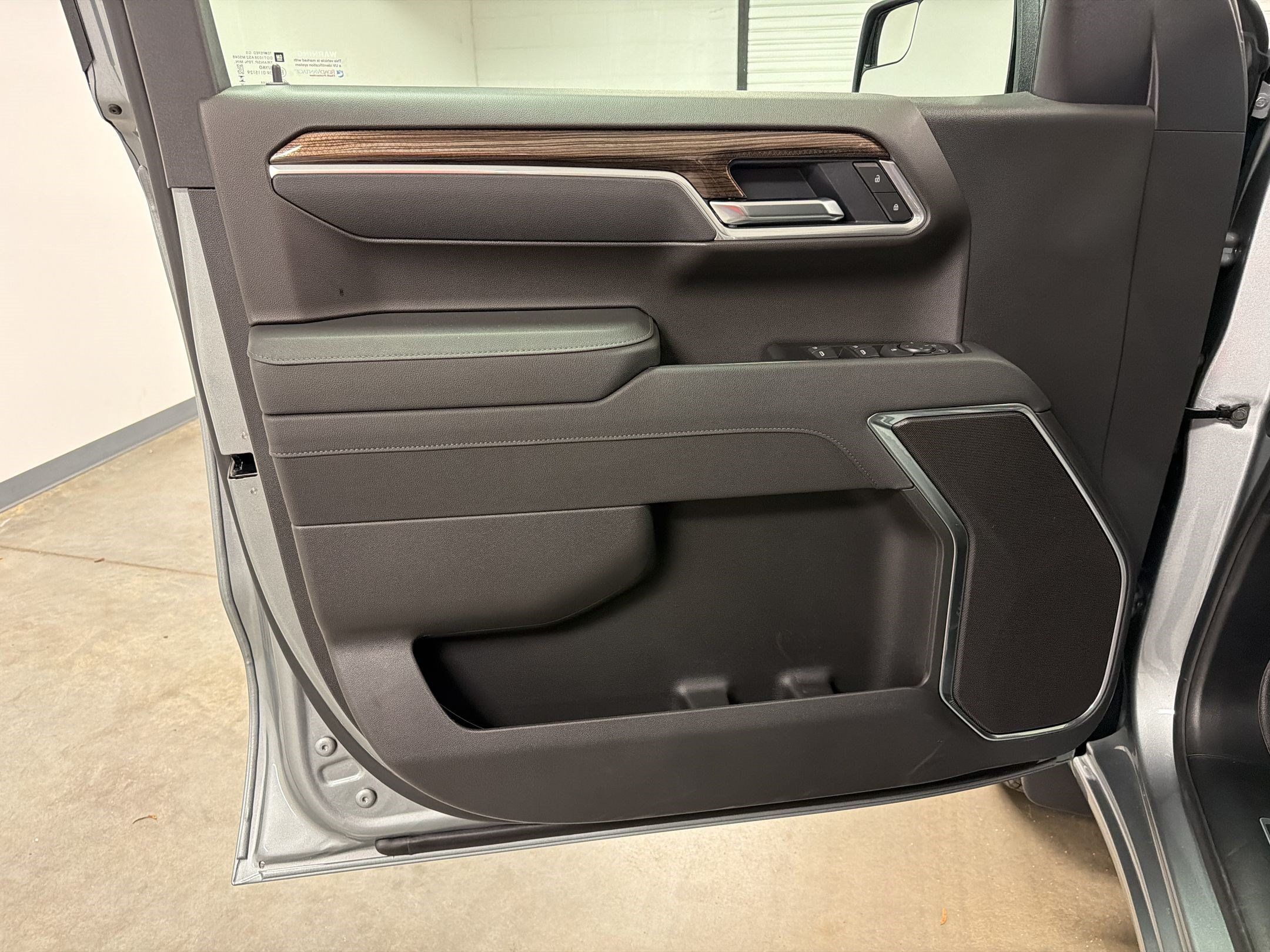 New 2026 Chevrolet Silverado 1500 RST AWD/4WD image 13