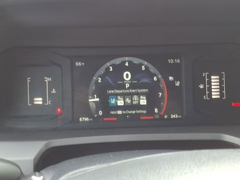 Certified 2025 Toyota Tacoma SR5 image 20