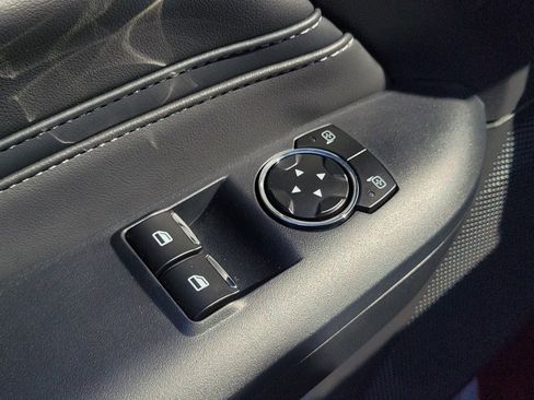 Used 2025 Ford Mustang Premium image 16