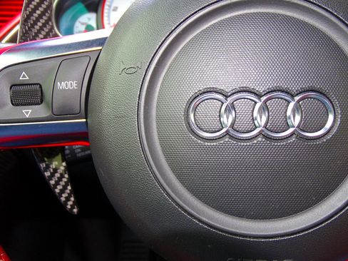 Used 2012 Audi R8 V10 image 21