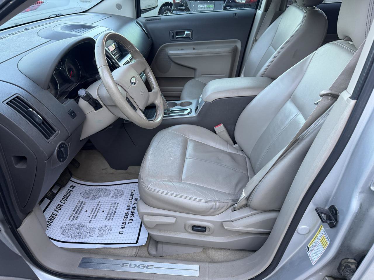 Used 2010 Ford Edge Limited FWD image 10