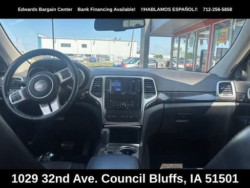 Used 2012 Jeep Grand Cherokee Laredo AWD/4WD image 11