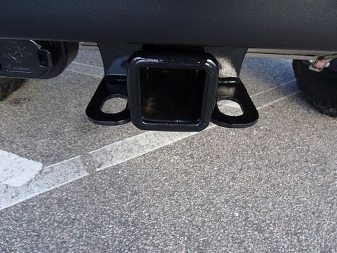 Used 2024 Jeep Wrangler Unlimited image 31