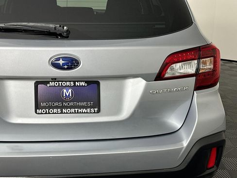 Used 2019 Subaru Outback 2.5i Premium image 21