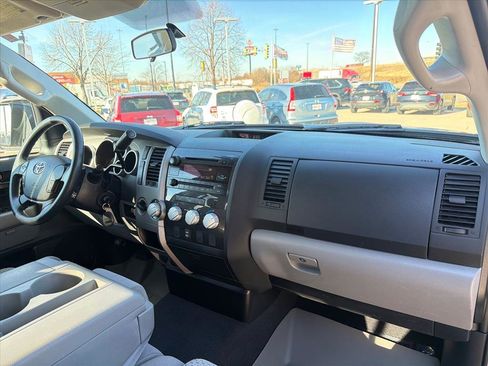Used 2012 Toyota Tundra Grade image 23