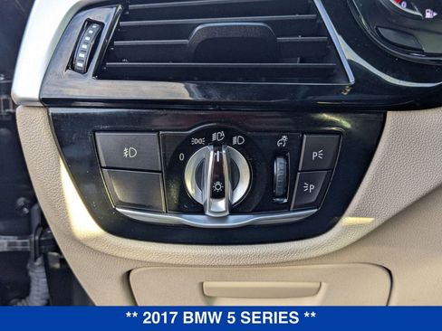 Used 2017 BMW 530i xDrive image 20