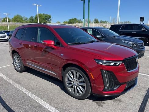 Used 2020 Cadillac XT6 Sport AWD/4WD image 2