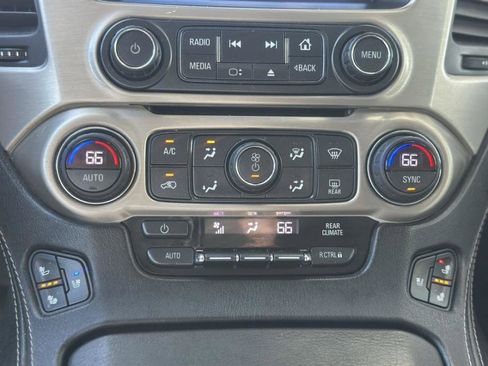 Used 2018 GMC Yukon Denali image 38