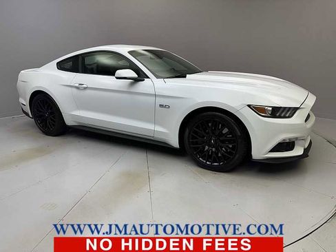 Used 2017 Ford Mustang GT Premium w/ GT Performance Package image 7