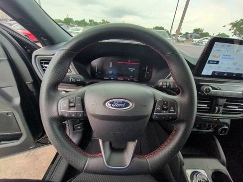 Used 2025 Ford Escape ST-Line AWD/4WD image 22