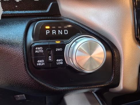 Used 2020 RAM 1500 Laramie image 9