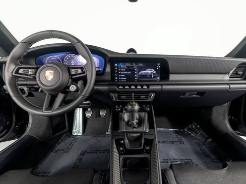 Certified 2026 Porsche 911 GT3 RWD image 39