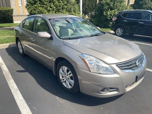 Used 2012 Nissan Altima 2.5 S w/ 20th Anniversary Pkg image 1