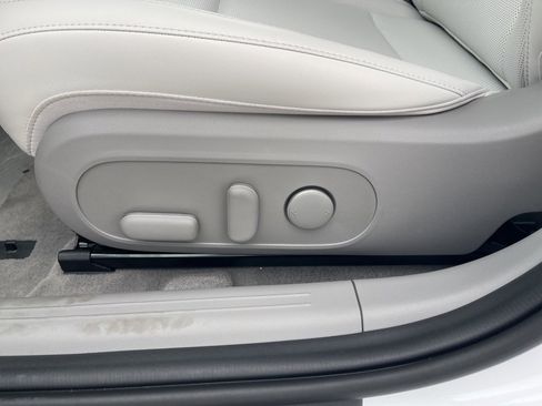 New 2025 Hyundai Ioniq 6 SEL image 19