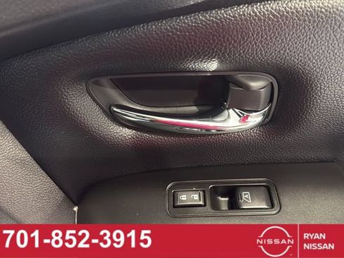 Certified 2023 Nissan Titan PRO-4X w/ Pro-4x Convenience Package AWD/4WD image 25