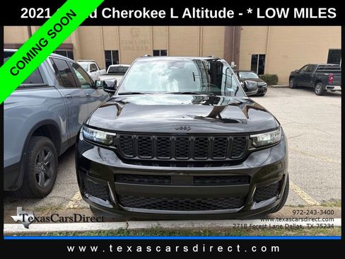 Used 2021 Jeep Grand Cherokee L Laredo image 2