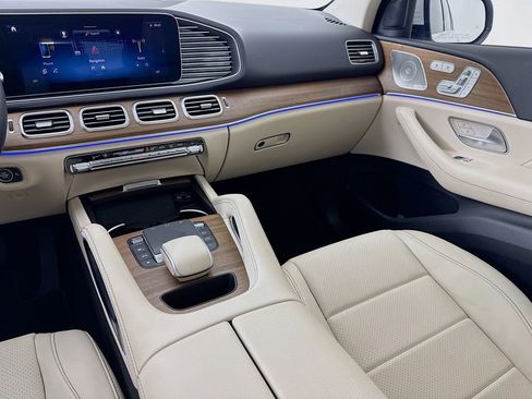 Used 2024 Mercedes-Benz GLE 350 4MATIC image 25