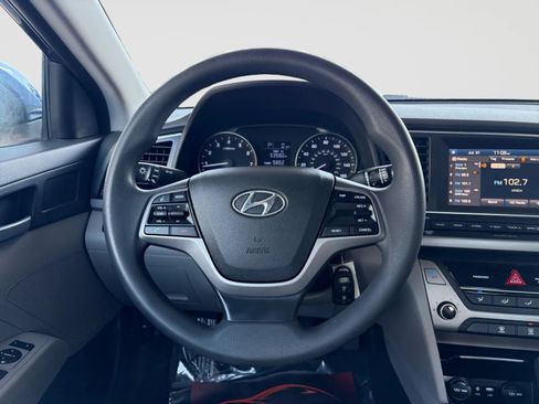 Used 2017 Hyundai Elantra SE FWD image 26
