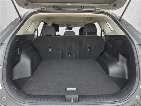 Used 2025 Kia Sportage LX FWD image 6
