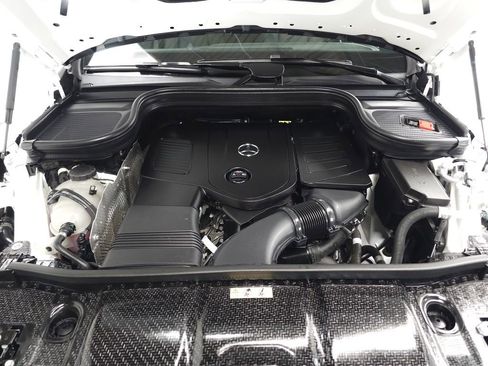 Used 2025 Mercedes-Benz GLE 450e 4MATIC image 36