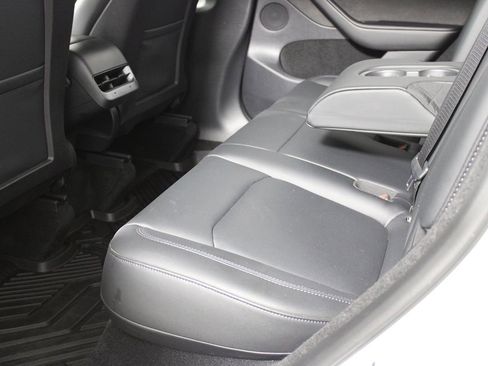 Used 2023 Tesla Model Y Long Range image 25