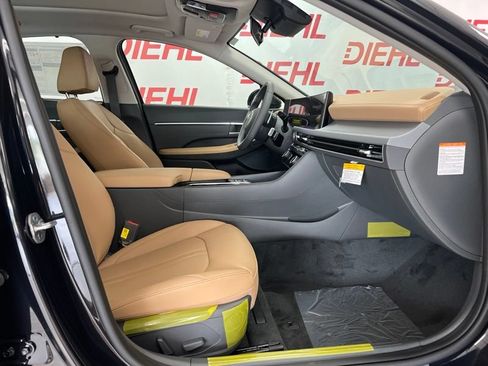 New 2026 Hyundai Sonata Limited FWD image 13