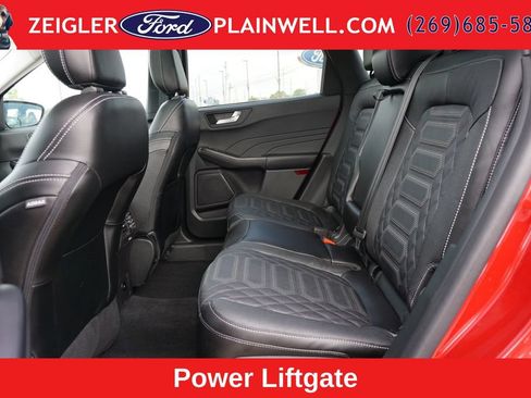 Used 2023 Ford Escape Platinum w/ Premium Technology Package AWD/4WD image 12