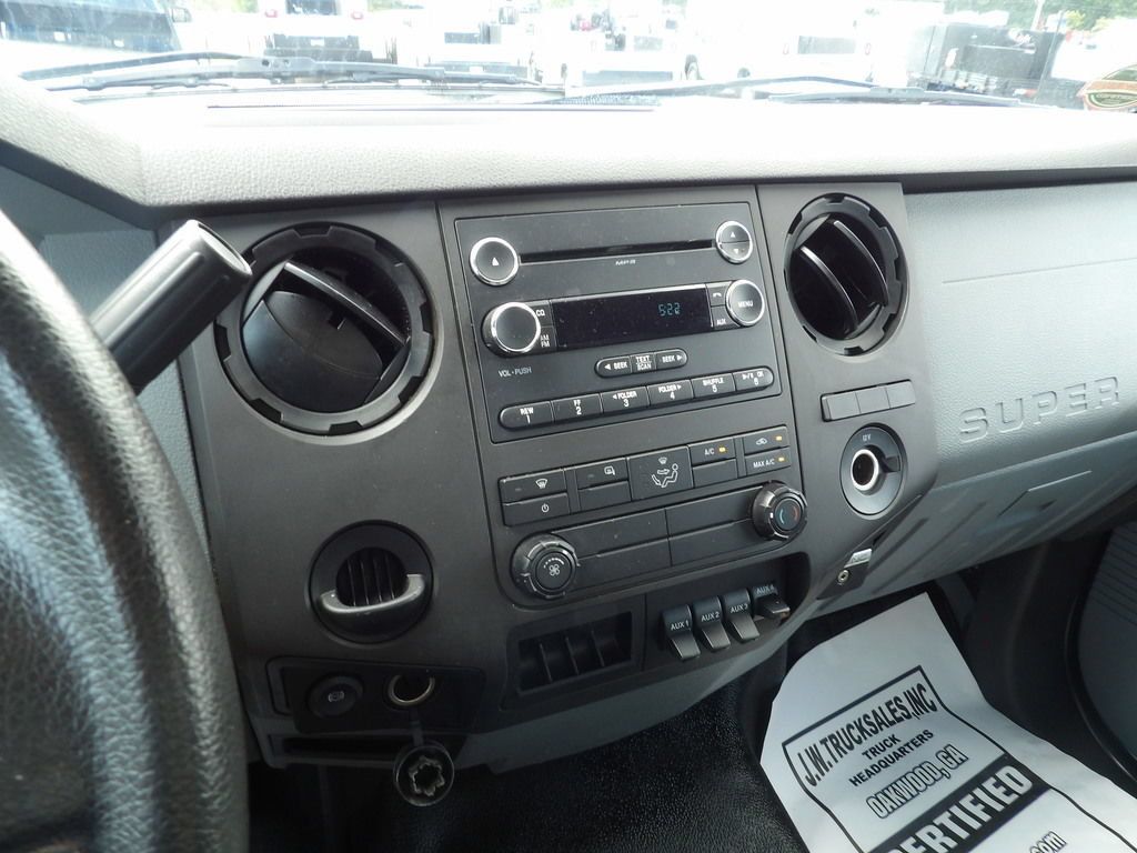 Used 2017 Ford F650 2WD Regular Cab Super Duty image 19