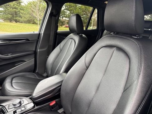 Used 2017 BMW X1 xDrive28i image 17