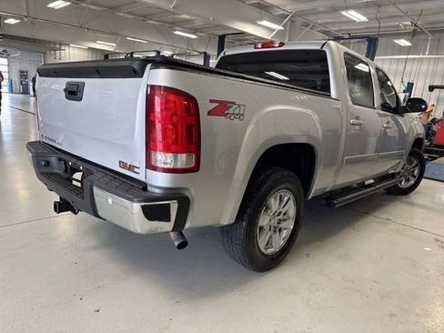 Used 2012 GMC Sierra 1500 SLT w/ SLT Convenience Package AWD/4WD image 14