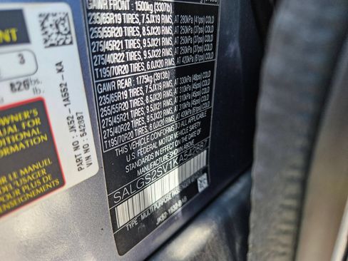 Used 2019 Land Rover Range Rover HSE AWD/4WD image 34
