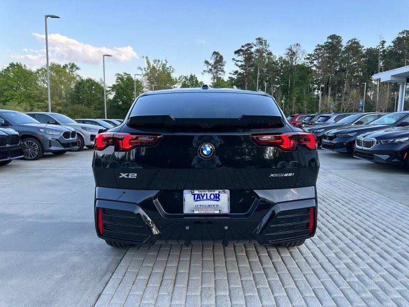 New 2026 BMW X2 xDrive28i w/ Technology Package AWD/4WD image 5