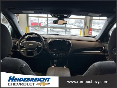 Certified 2023 Chevrolet Traverse LT image 16