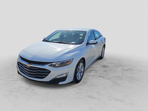 Used 2024 Chevrolet Malibu LT image 4