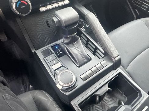 Used 2024 Toyota Tacoma SR image 35