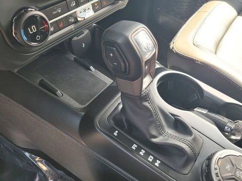 Certified 2025 Ford Bronco Outer Banks image 18