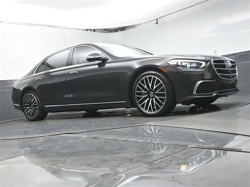 Used 2023 Mercedes-Benz S 500 S 500 image 35