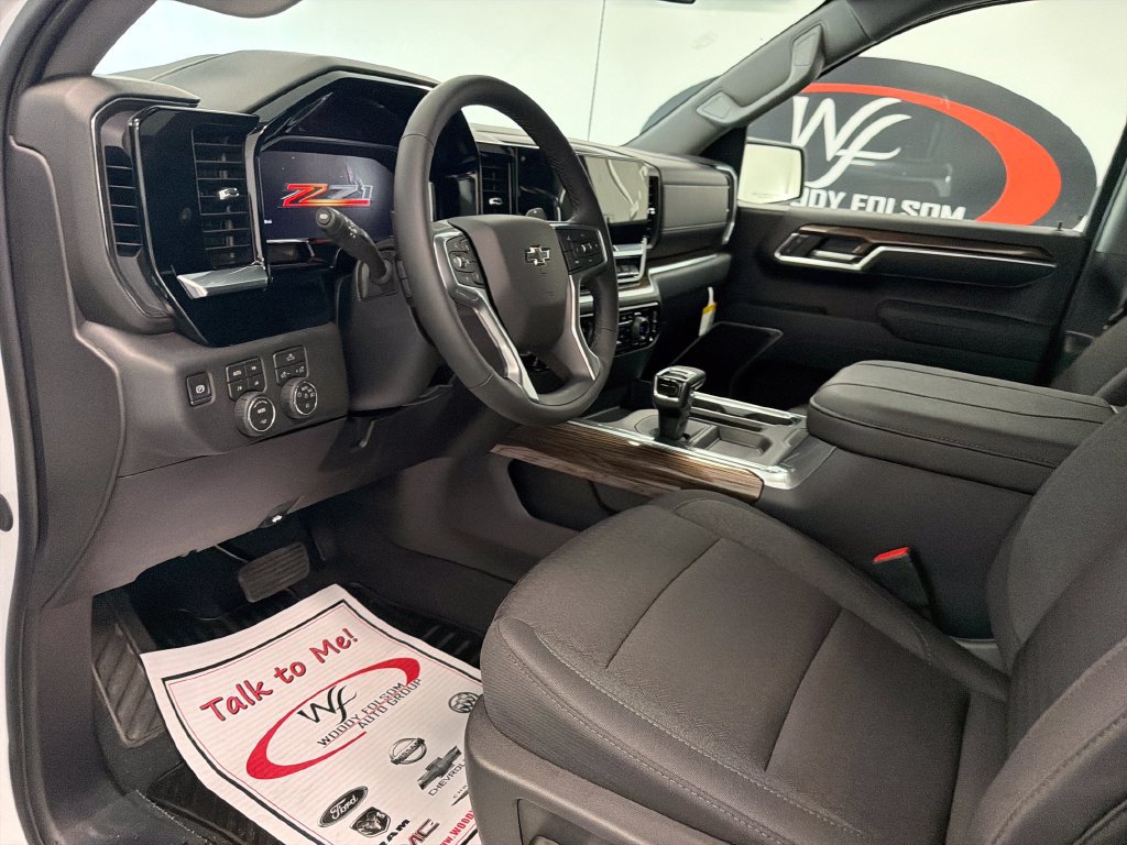 New 2026 Chevrolet Silverado 1500 RST w/ Z71 Off-Road Package AWD/4WD image 11