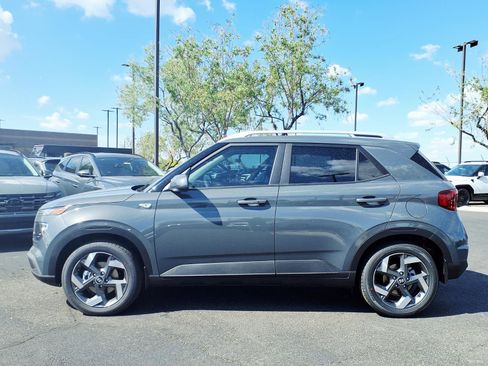 New 2026 Hyundai Venue SEL FWD image 3