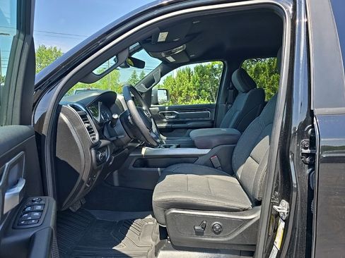Used 2019 RAM 1500 Big Horn RWD image 14