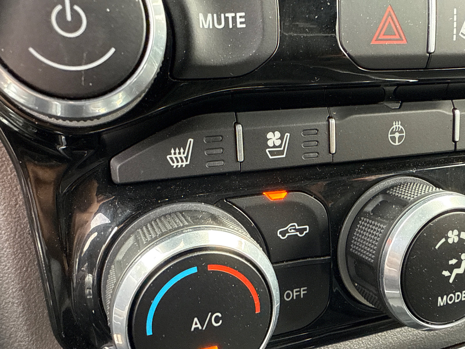 Used 2022 RAM 2500 Laramie AWD/4WD image 21