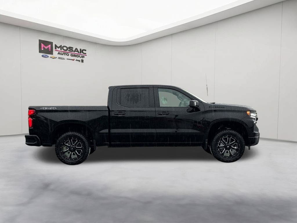 New 2026 Chevrolet Silverado 1500 RST w/ Dark Appearance Package AWD/4WD image 8