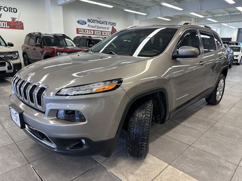 Used 2016 Jeep Cherokee Limited image 15